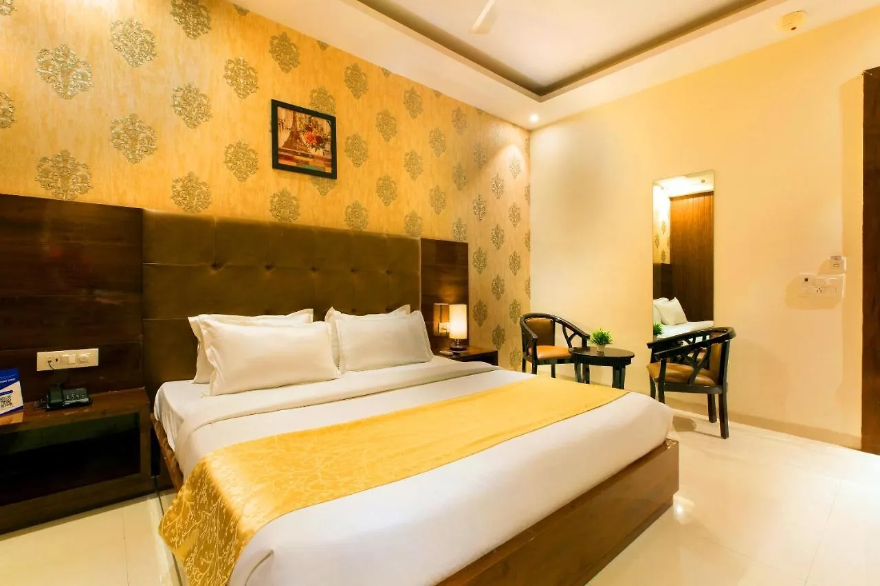 Hotel The Vegas By De Pavilion, Delhi Airport
