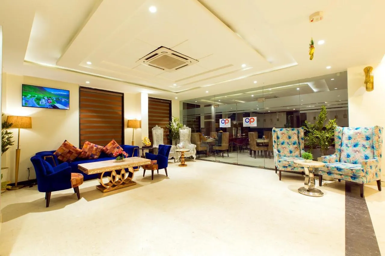 Hotel The Vegas By De Pavilion, Delhi Airport