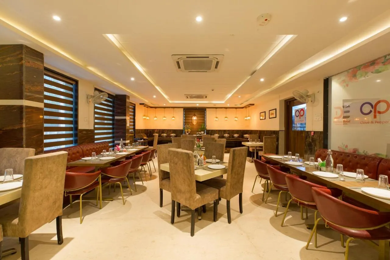 Hotel The Vegas By De Pavilion, Delhi Airport