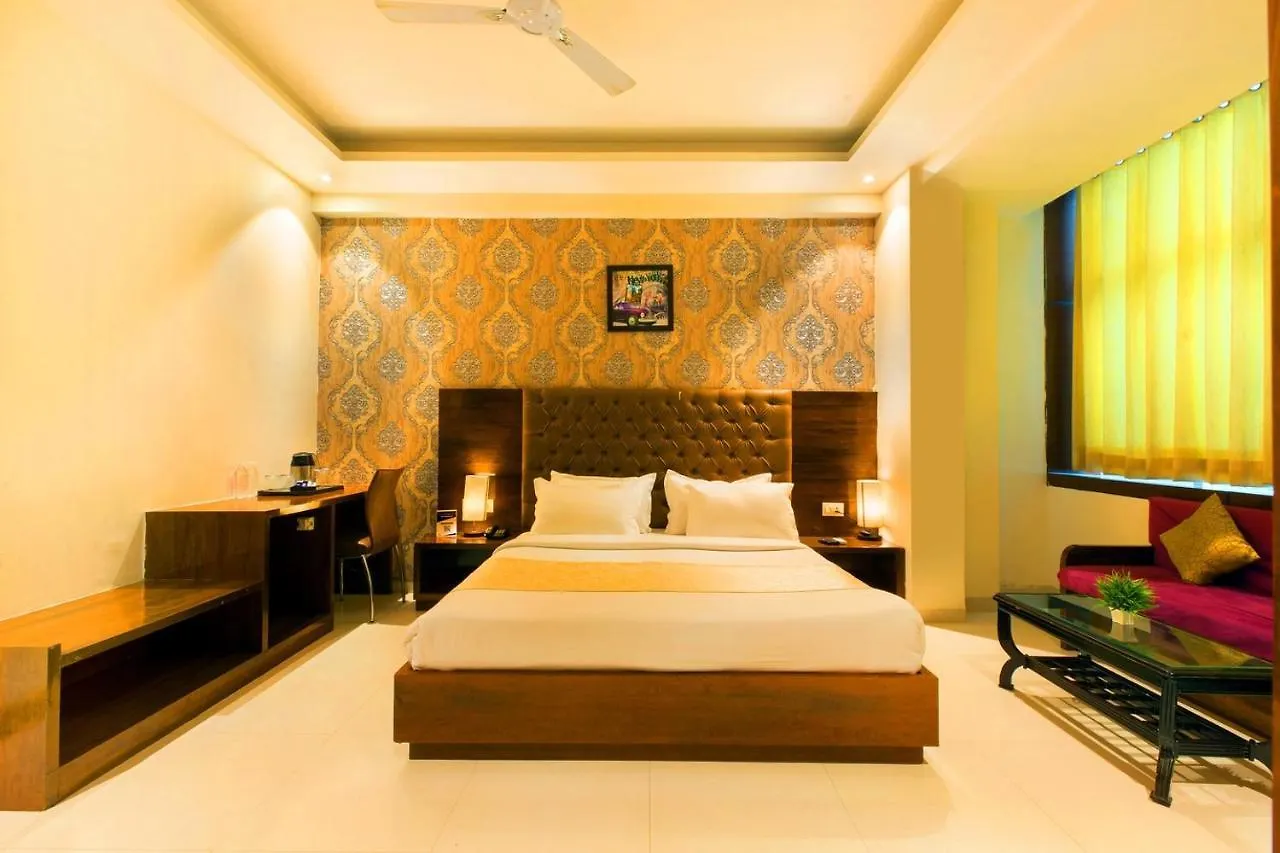 **** Hotel The Vegas By De Pavilion, Delhi Airport India